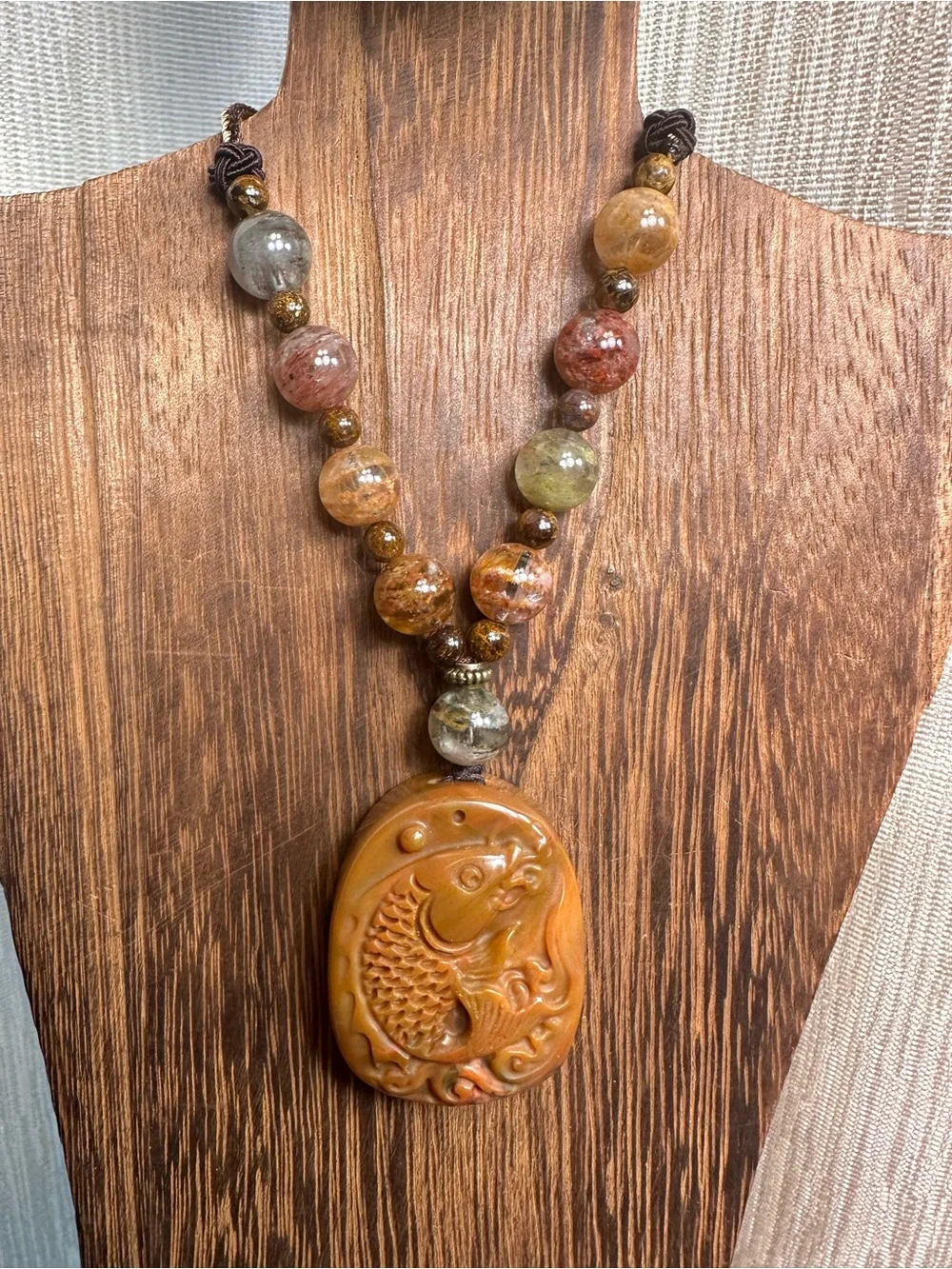 Natural Agate Fish Carving Pendant Necklace on Adjustable Brown Rope